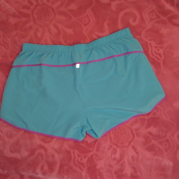 New Balance Athletic Shorts - Picture 3 of 3